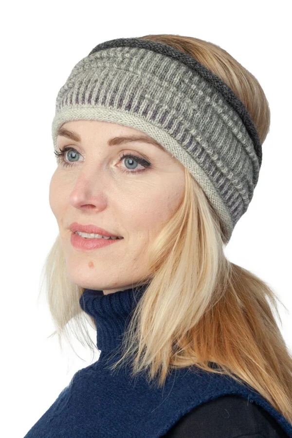 Wool headband with cord pleats and stripes