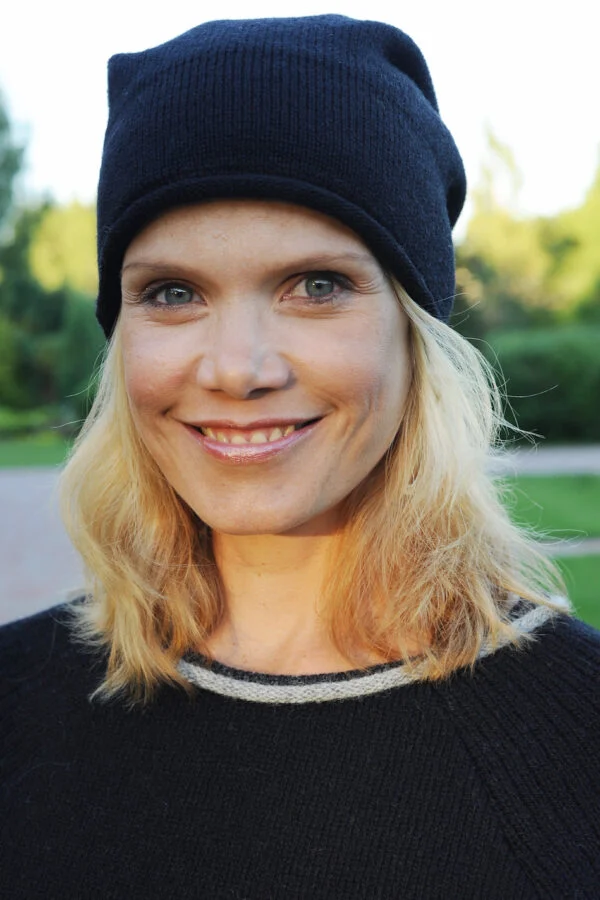 Wool solid-colour beanie hat