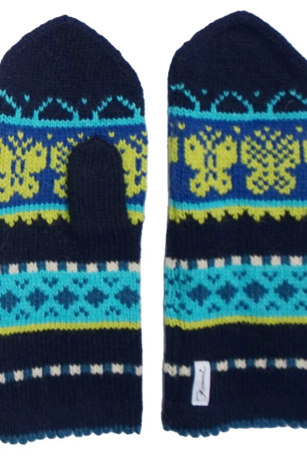 Wool mittens with butterflies