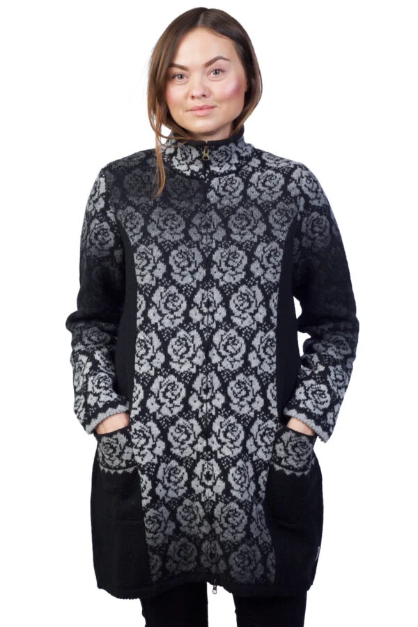 Long wool cardigan with roses