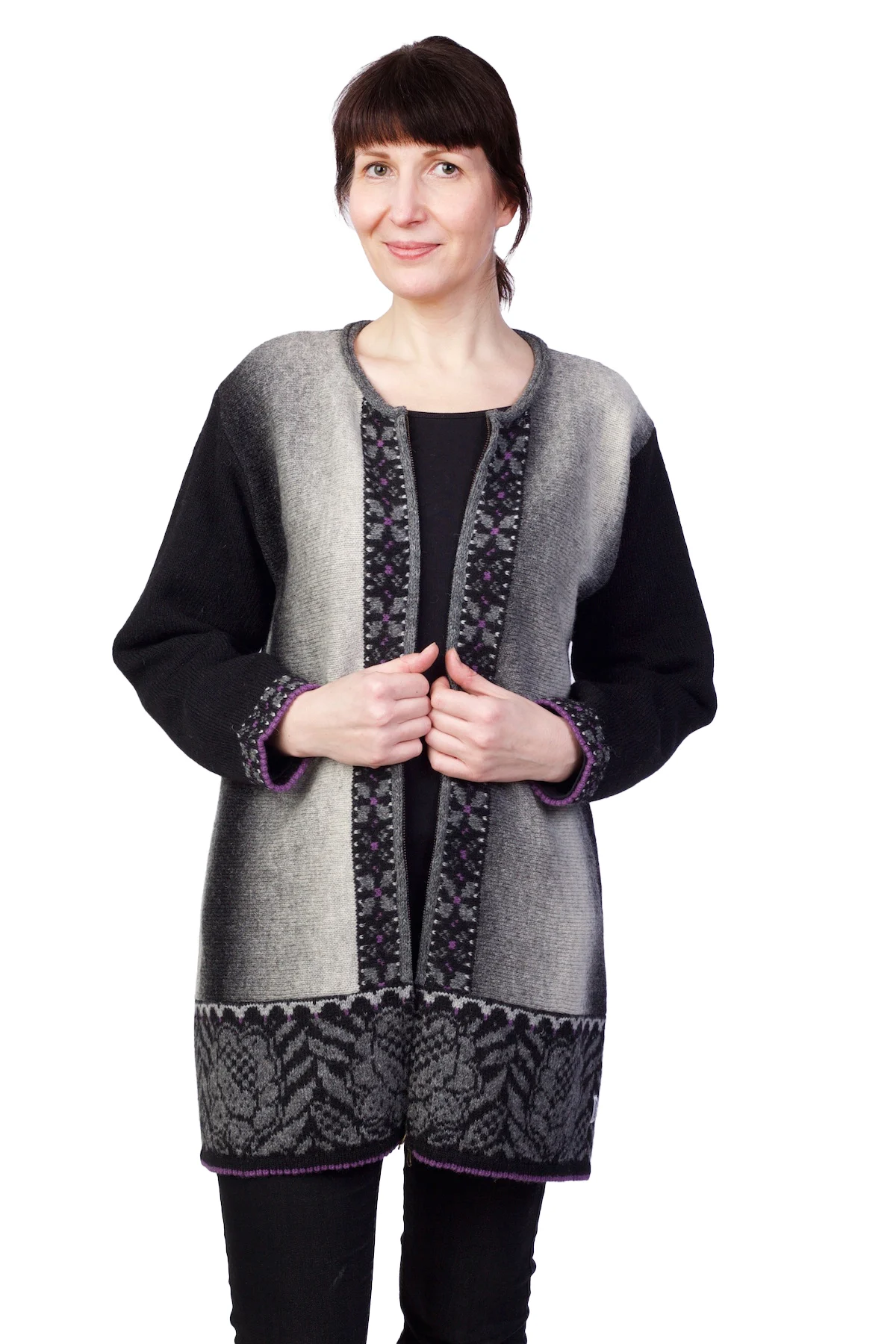 t-583-ec-wool-cardigan-vertical-flower-pattern-front Uldcardigan med lodret blomstermønster