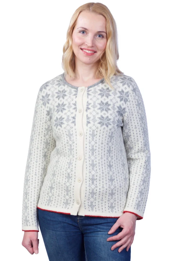 Short wool cardigan with buttons