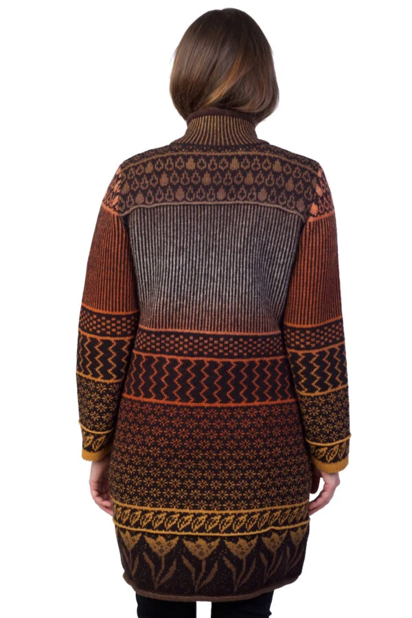 Wool cardigan with weather patterns pockets and zipper – image 2
