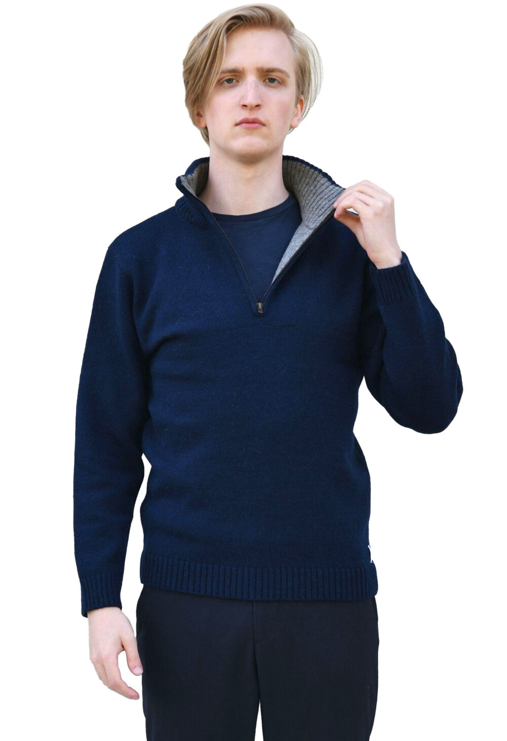 Wool pullover with a stand-up collar - Image 2