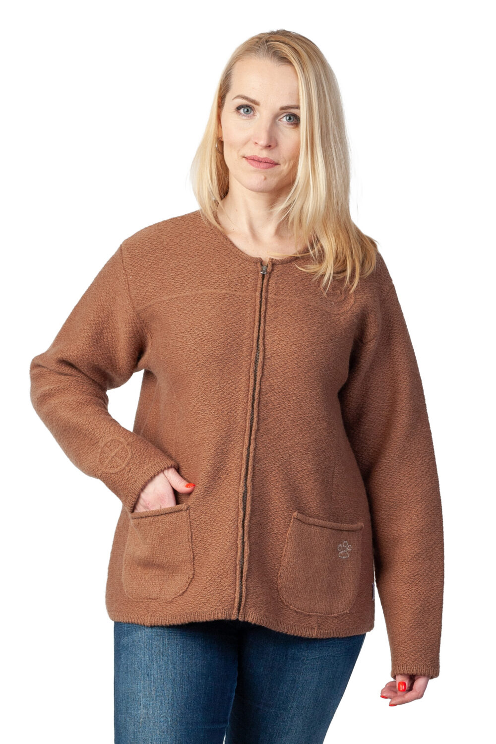 Short wool cardigan with a paw print and pockets - Image 3