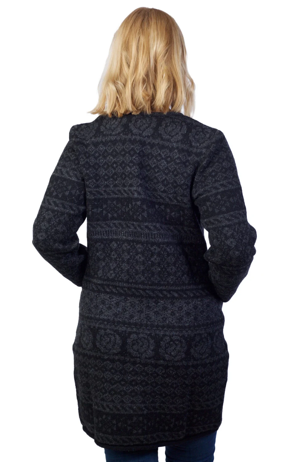 Lange Strickjacke aus Wolle mit traditionellen Mustern und Taschen
