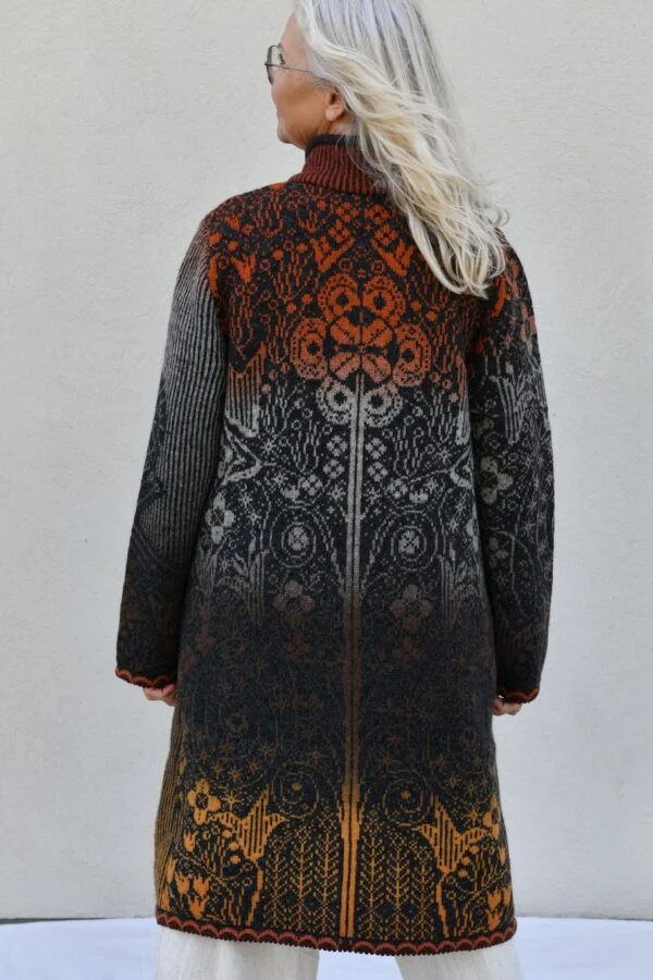 Long wool A-line coat with pockets – image 2