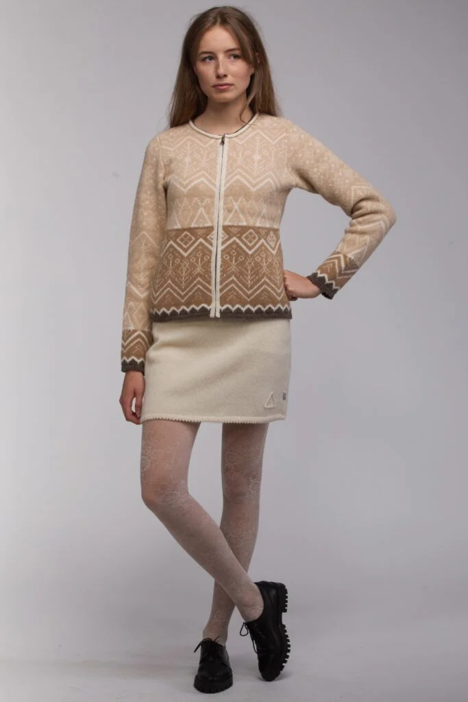 Short wool cardigan Mythology