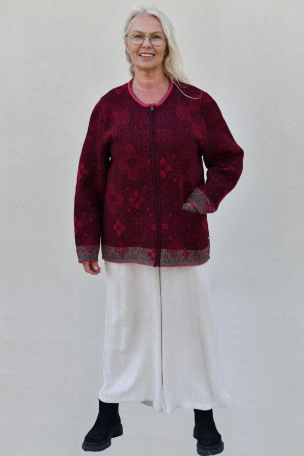 Cardigan with a Tree of Life flower pattern