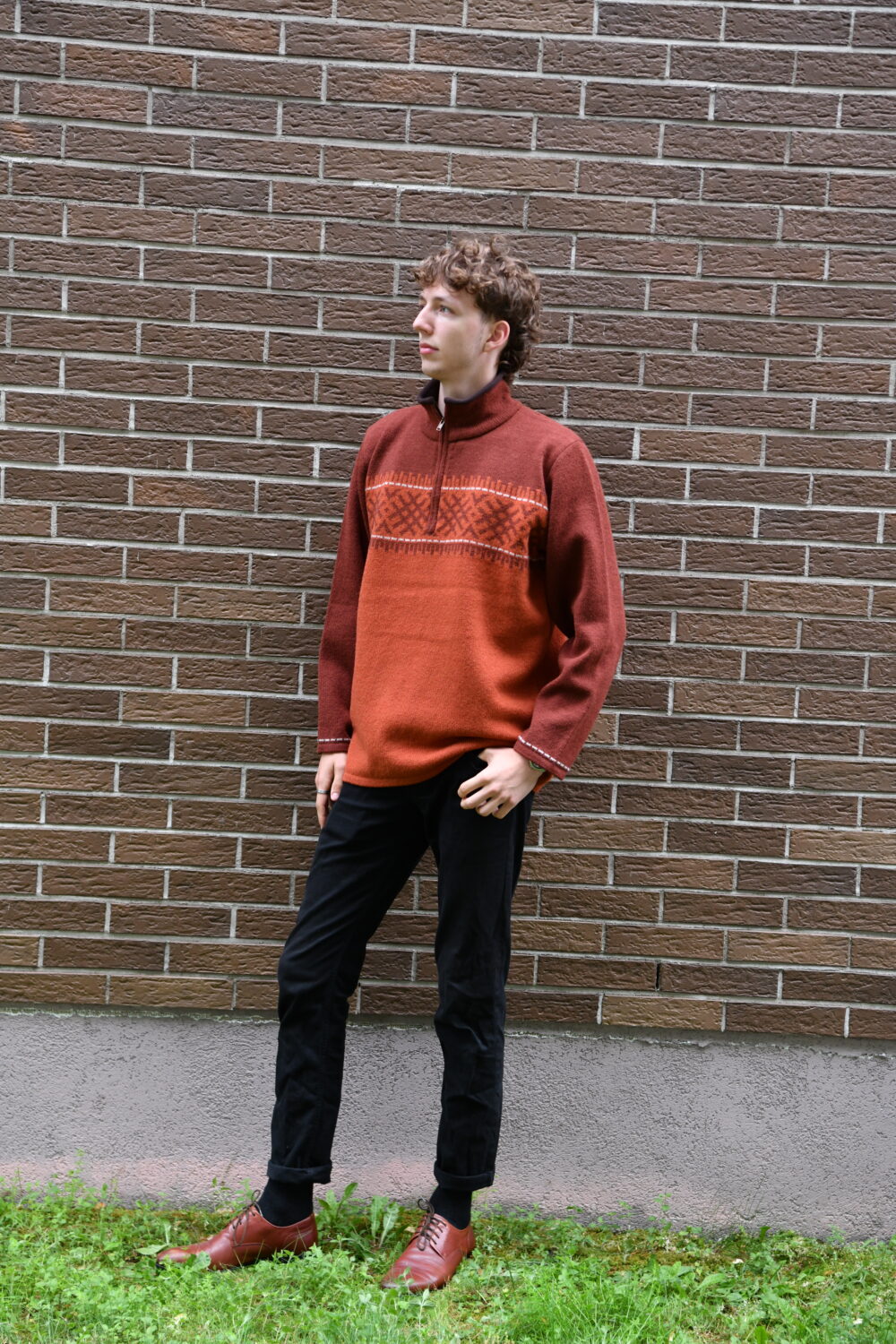 Wool men's pullover with short zipper and power symbols - Image 2