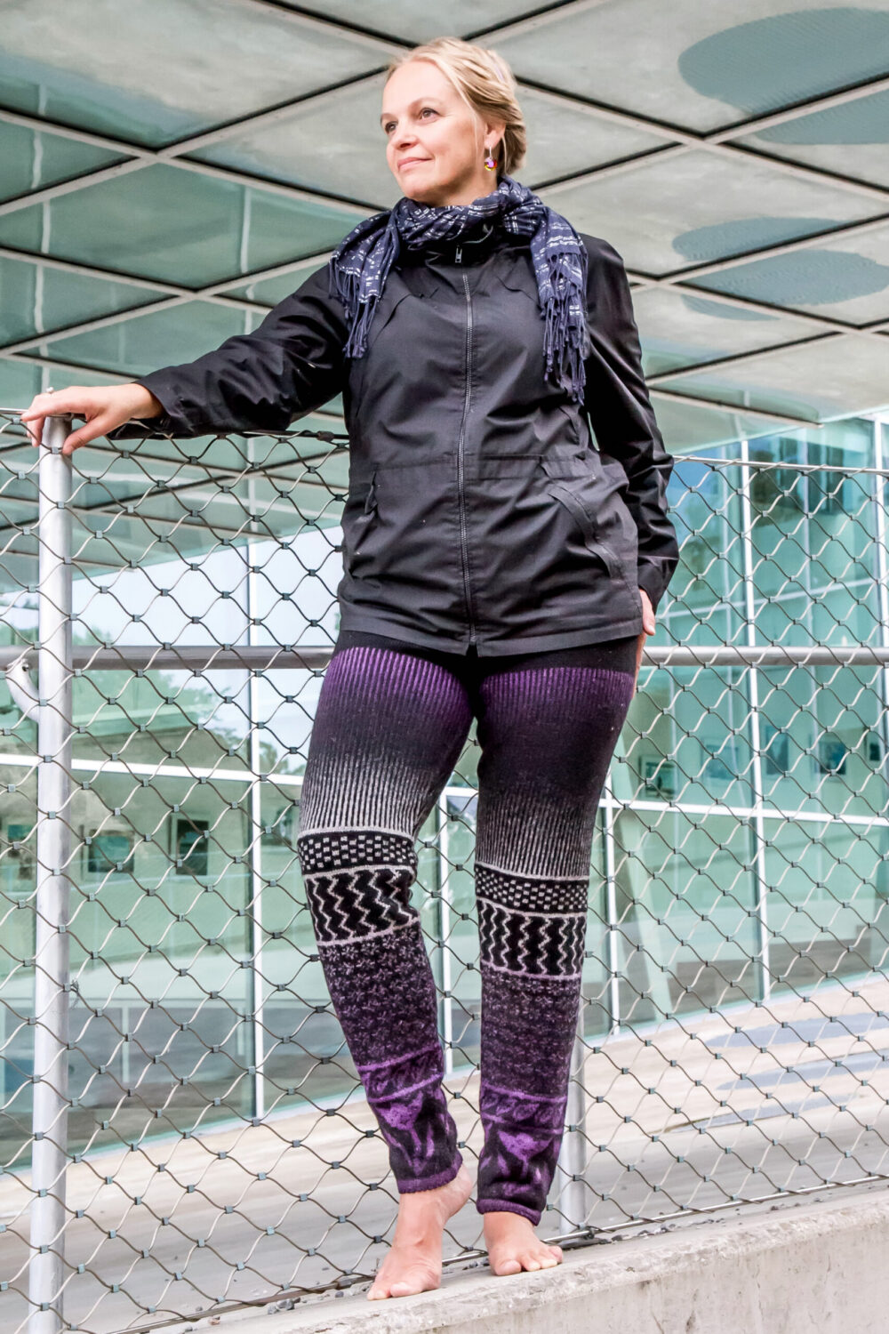b-04-et-wool-leggings-weather-pattern-front-3.jpg Wool leggings with weather pattern - Image 1
