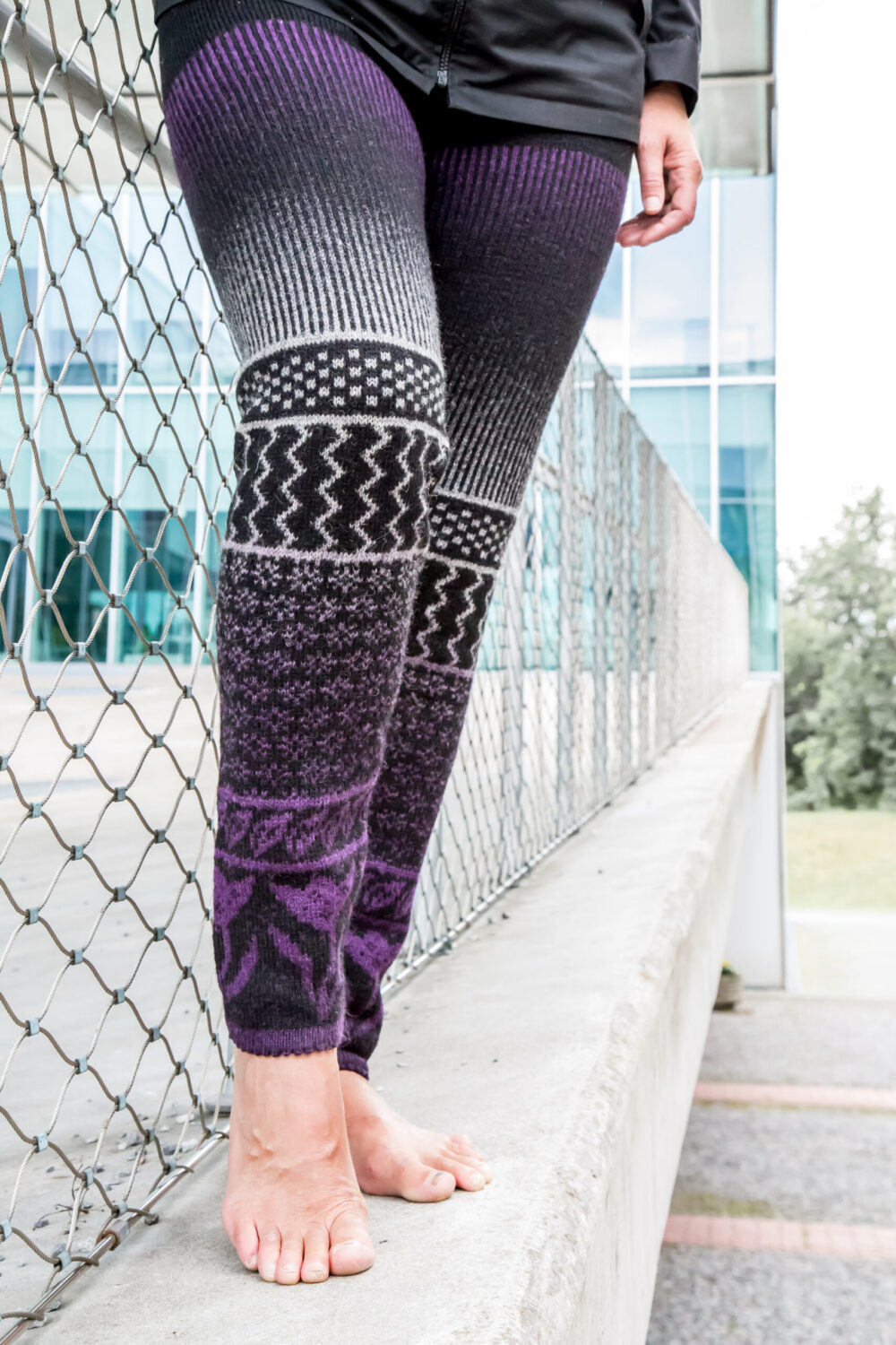 Wool leggings with weather pattern - Image 2