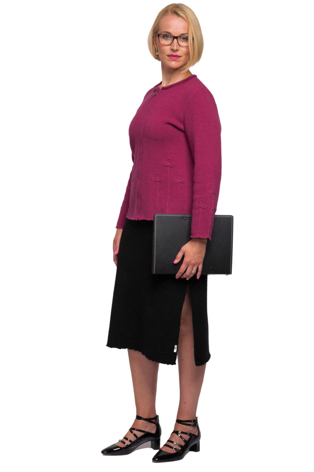 Wool midi skirt with a protective symbol and a slit - Image 4