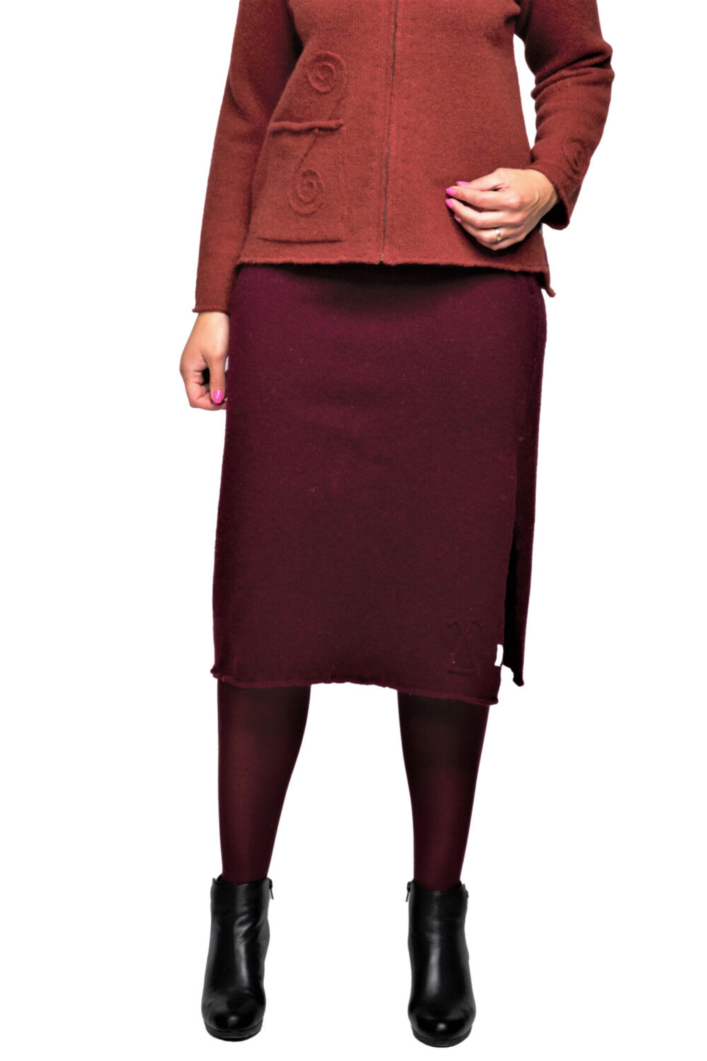 b-52-mm1-wool-midi-skirt-protective-symbol-slit-front-3.jpg Wool midi skirt with a protective symbol and a slit - Image 1