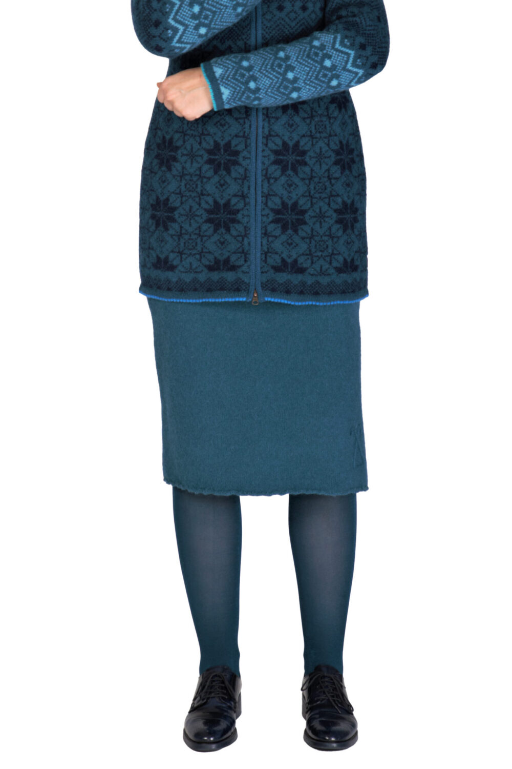 Wool midi skirt with a protective symbol and a slit - Image 2