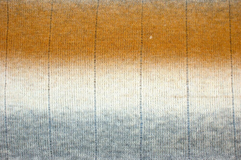 Wool Yarn – Gradient Colour – EN - Image 2