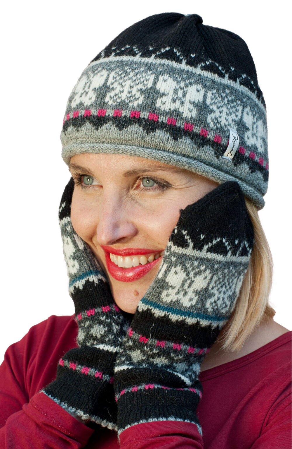 Wool hat with butterflies - Image 2