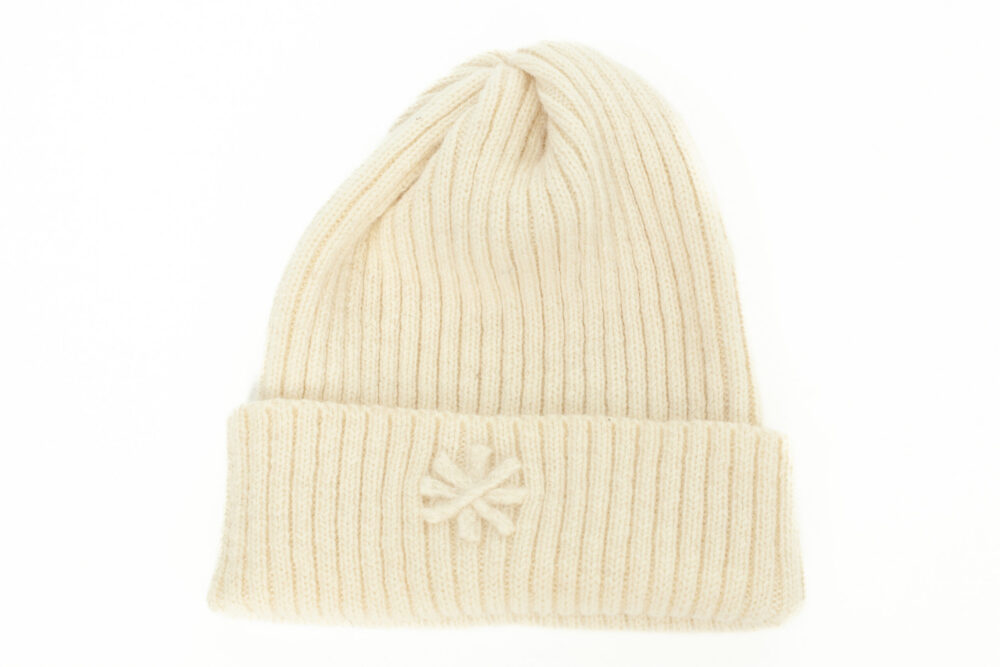 m-147-aa-wool-hat-ribbed-knit-power-symbol-front-3.jpg Wool hat in ribbed knit with a power symbol - Image 1
