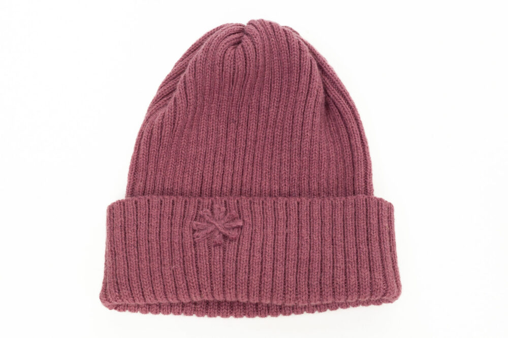 m-147-jj10-wool-hat-ribbed-knit-power-symbol-front-3.jpg Wool hat in ribbed knit with a power symbol - Image 1