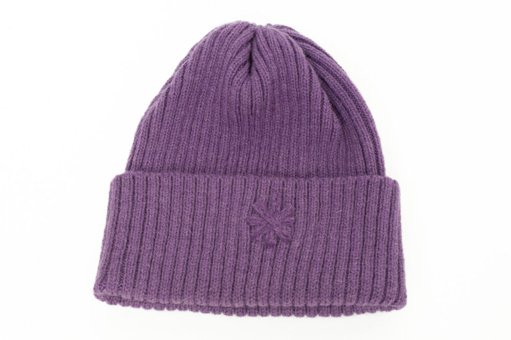 m-147-ll3-wool-hat-ribbed-knit-power-symbol-front-3.jpg Wool hat in ribbed knit with a power symbol - Image 1