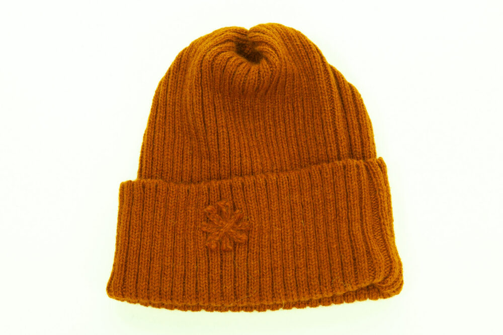 m-147-nn6-wool-hat-ribbed-knit-power-symbol-front-3.jpg Wool hat in ribbed knit with a power symbol - Image 1