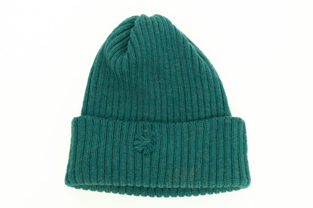 m-147-zz-wool-hat-ribbed-knit-power-symbol-front-3.jpg Wool hat in ribbed knit with a power symbol - Image 1