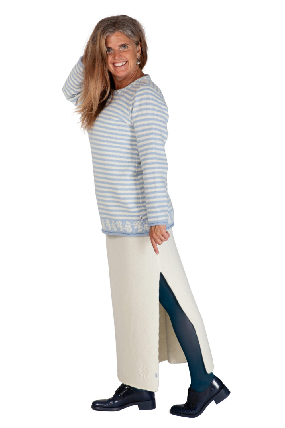 Wool pullover with stripes - Image 3