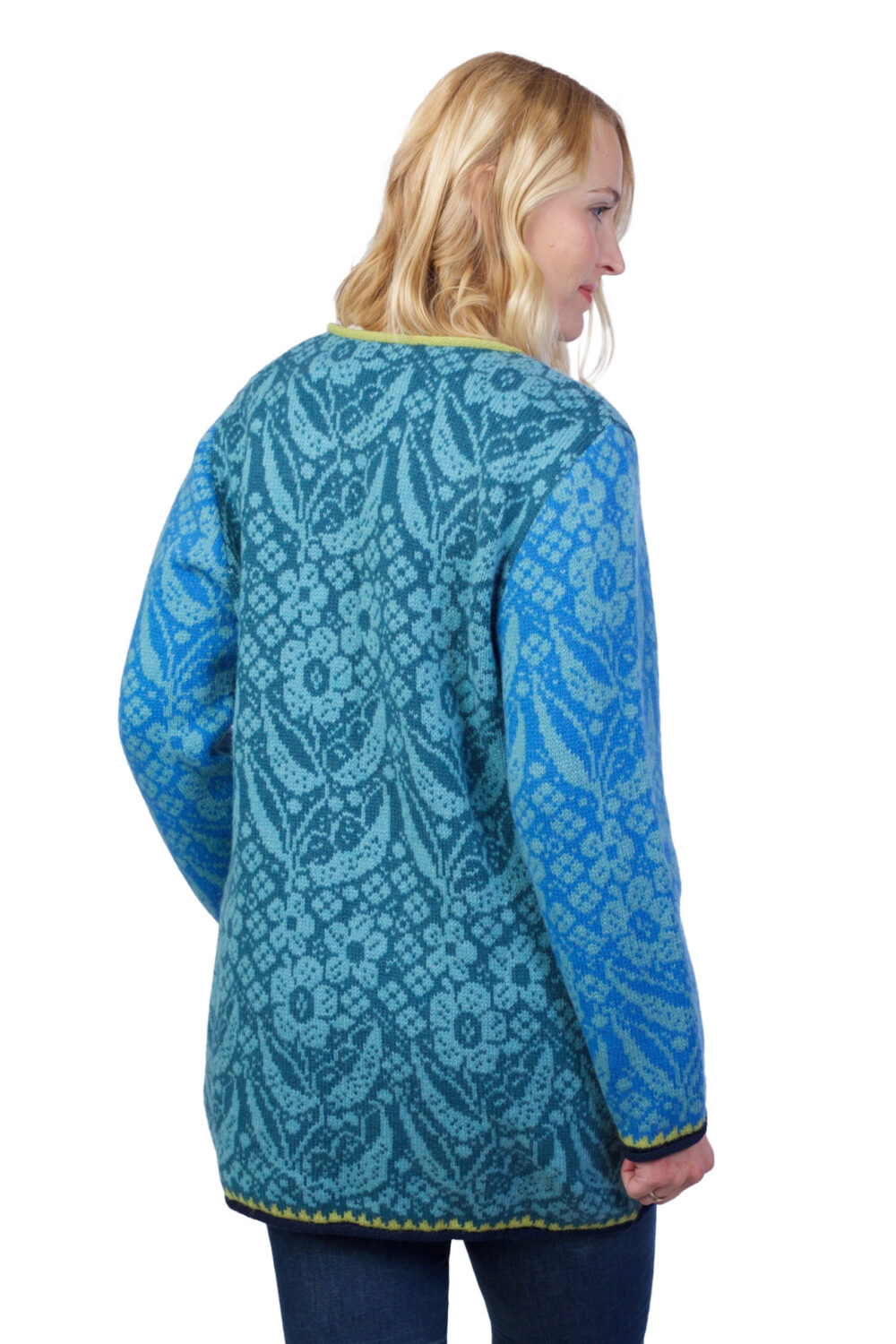 Wool cardigan with flowers and leaves pattern - Image 2