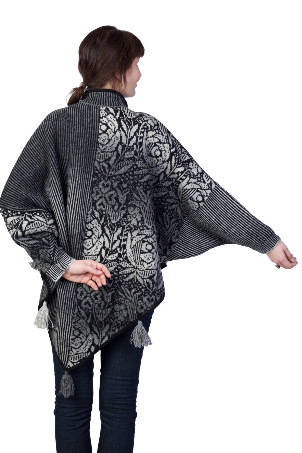 Wool triangle poncho with half zipper - Image 2
