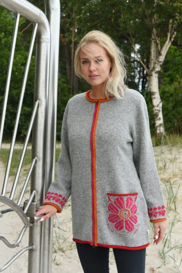 Wool cardigan with a large floral-patterned pocket