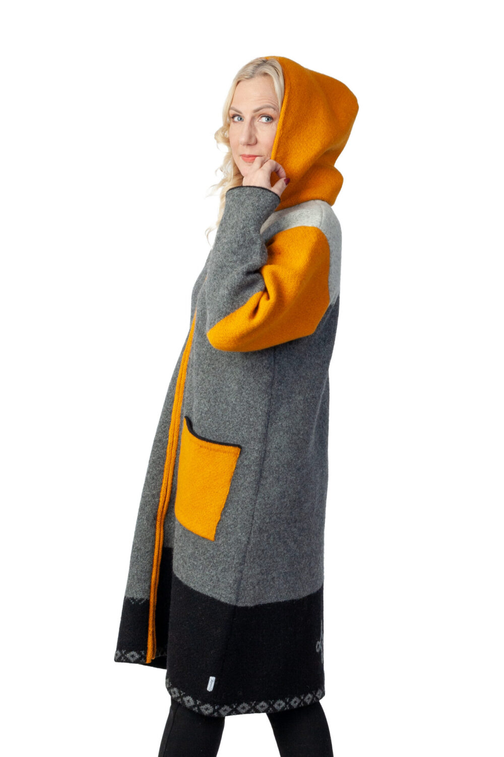 Long wool coat with hood - Image 5
