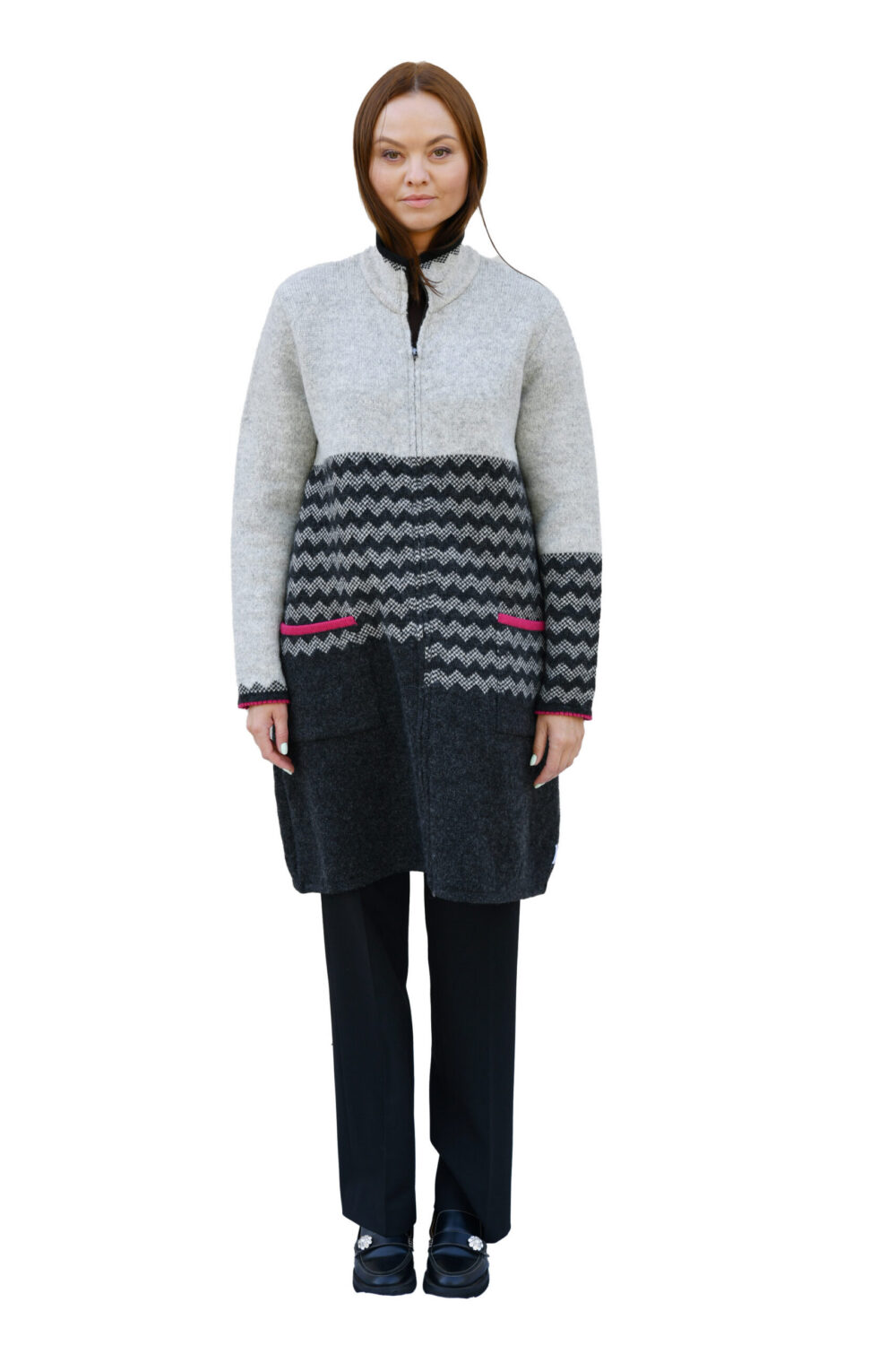 Long wool cardigan with a zigzag pattern and a stand-up collar - Image 3