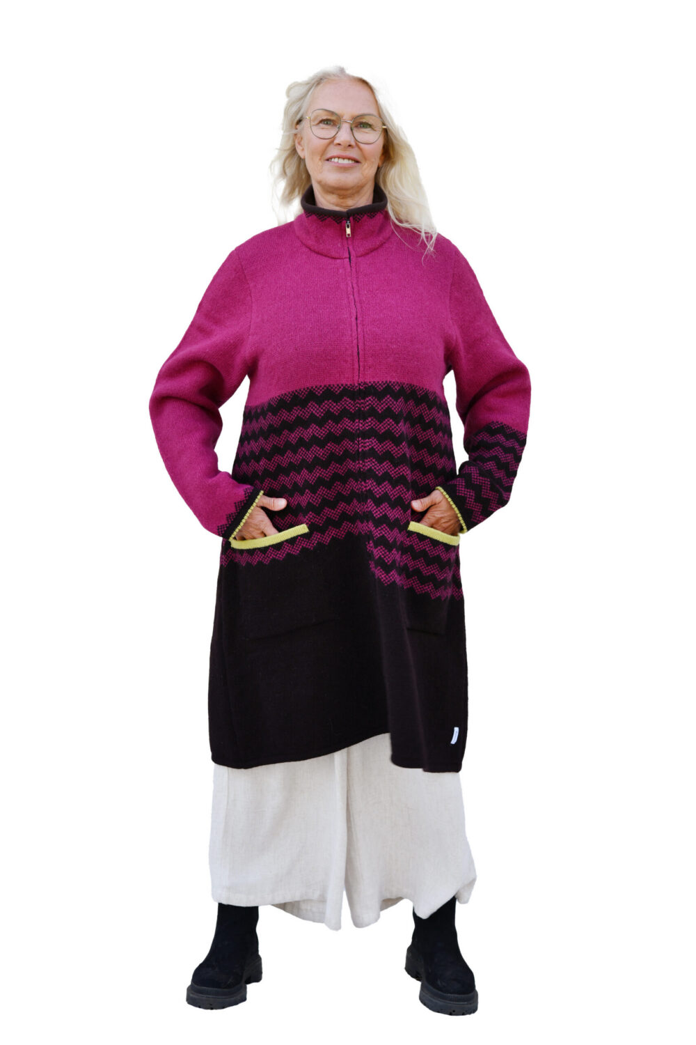 Long wool cardigan with a zigzag pattern and a stand-up collar - Image 2