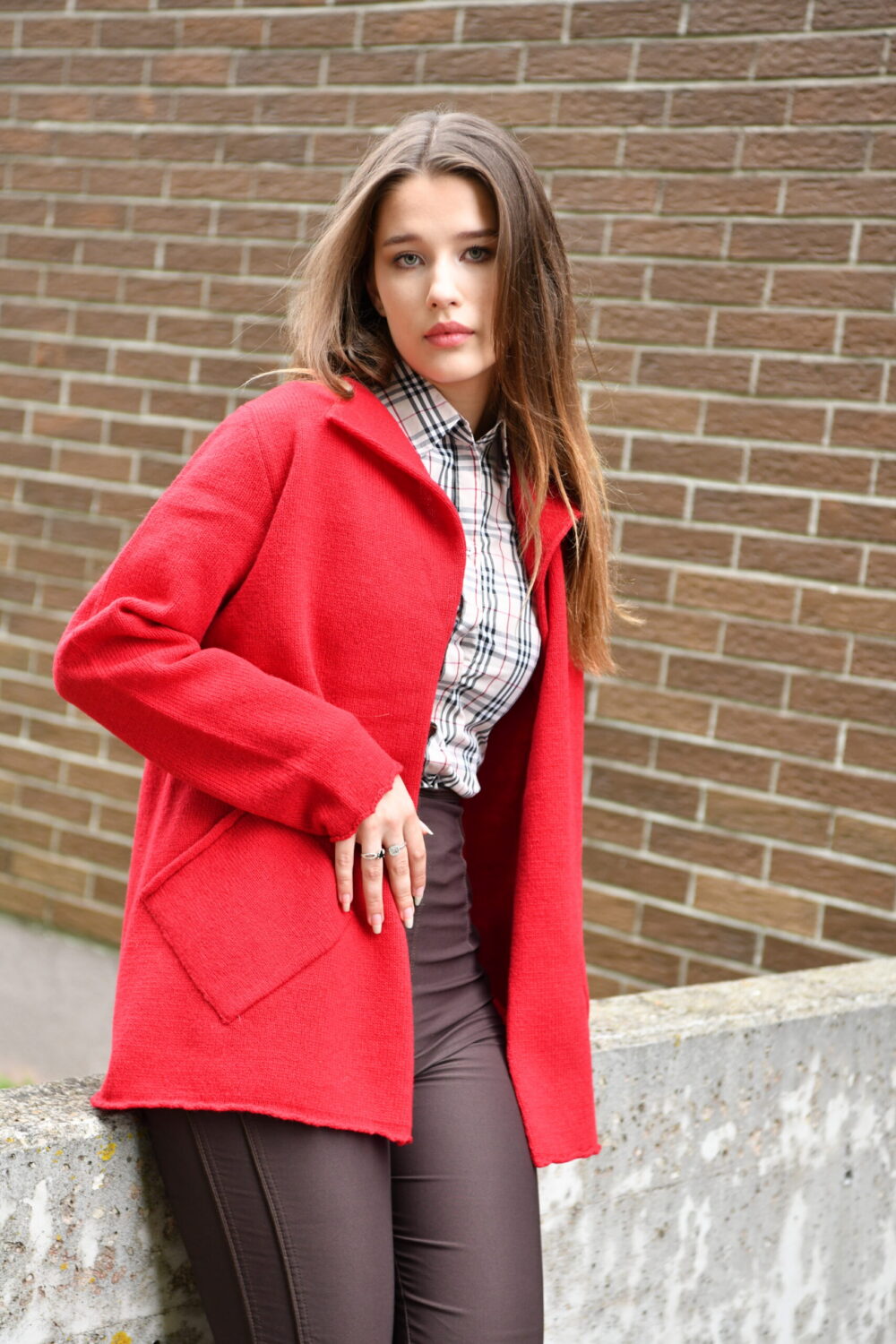 Wool wrap cardigan with pockets and protective patterns - Image 2