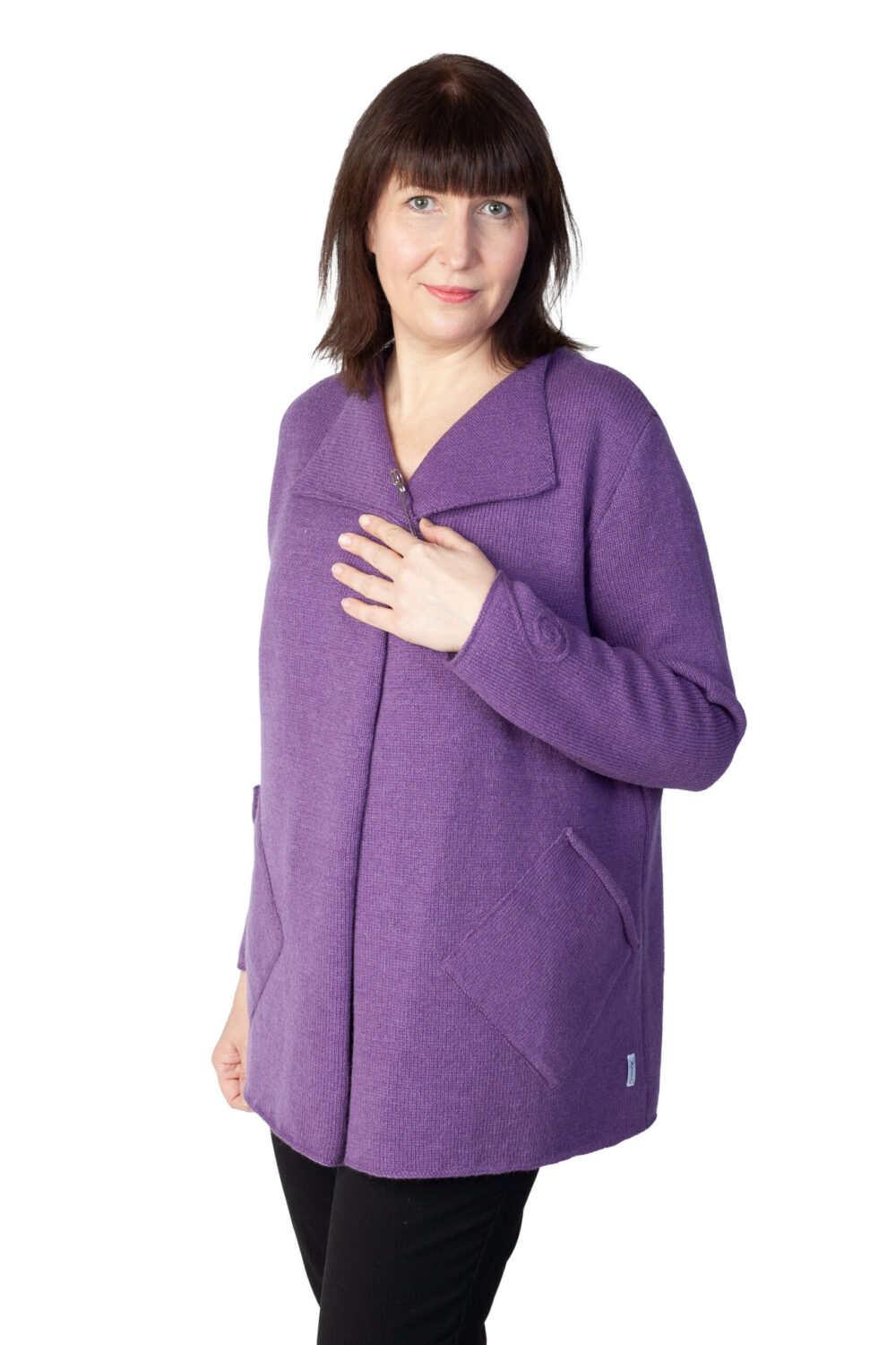 Wool wrap cardigan with pockets and protective patterns - Image 3