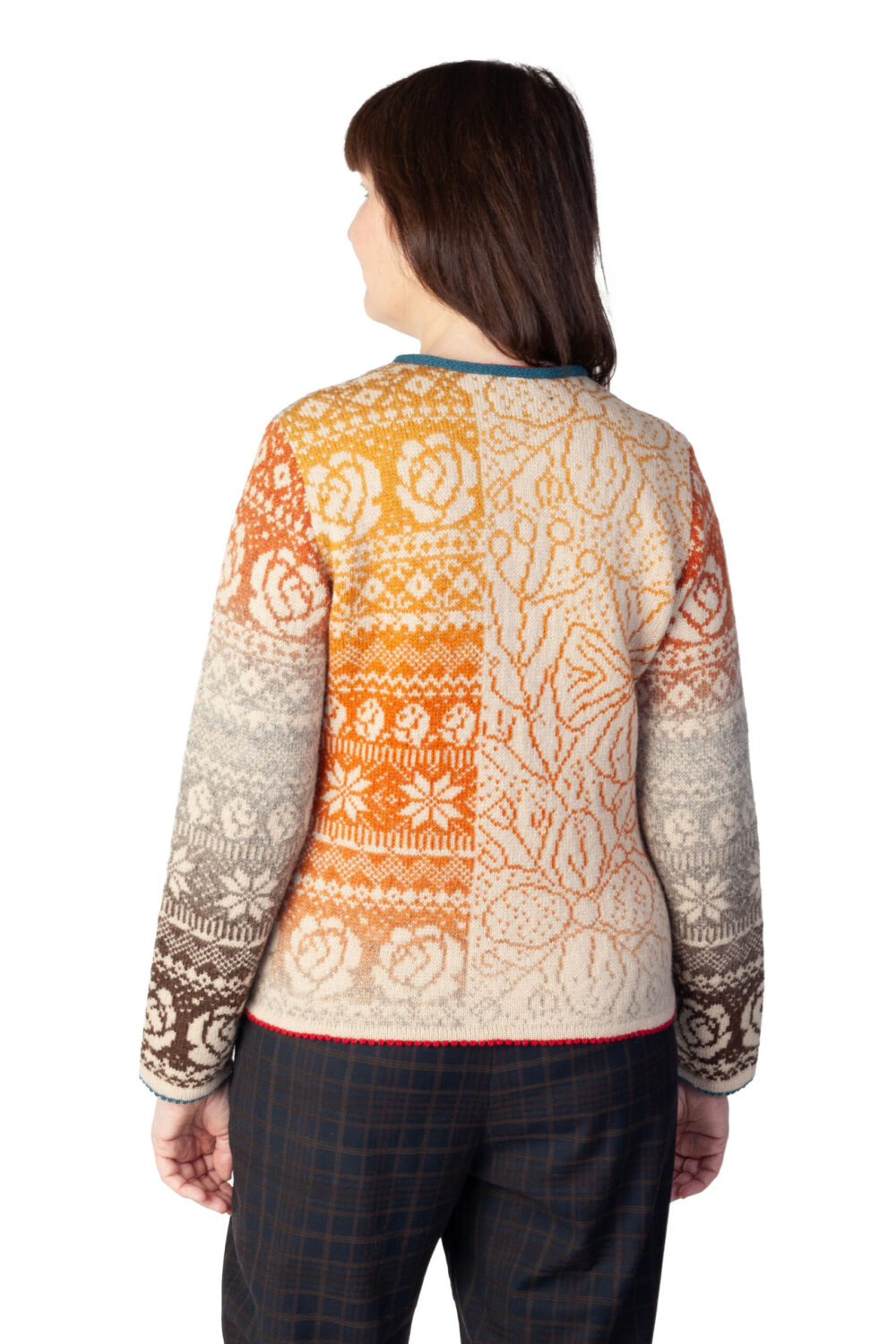 Short wool cardigan with Tree of Life flower pattern and pocket - Image 2