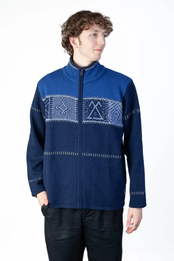 Uldcardigan med lommer og kraftsymboler