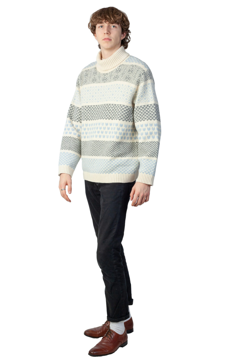 tm-636-a-merino-wool-turtleneck-pullover-cat-patterns-front-2.jpg Merino wool turtleneck pullover with cat patterns - Image 1