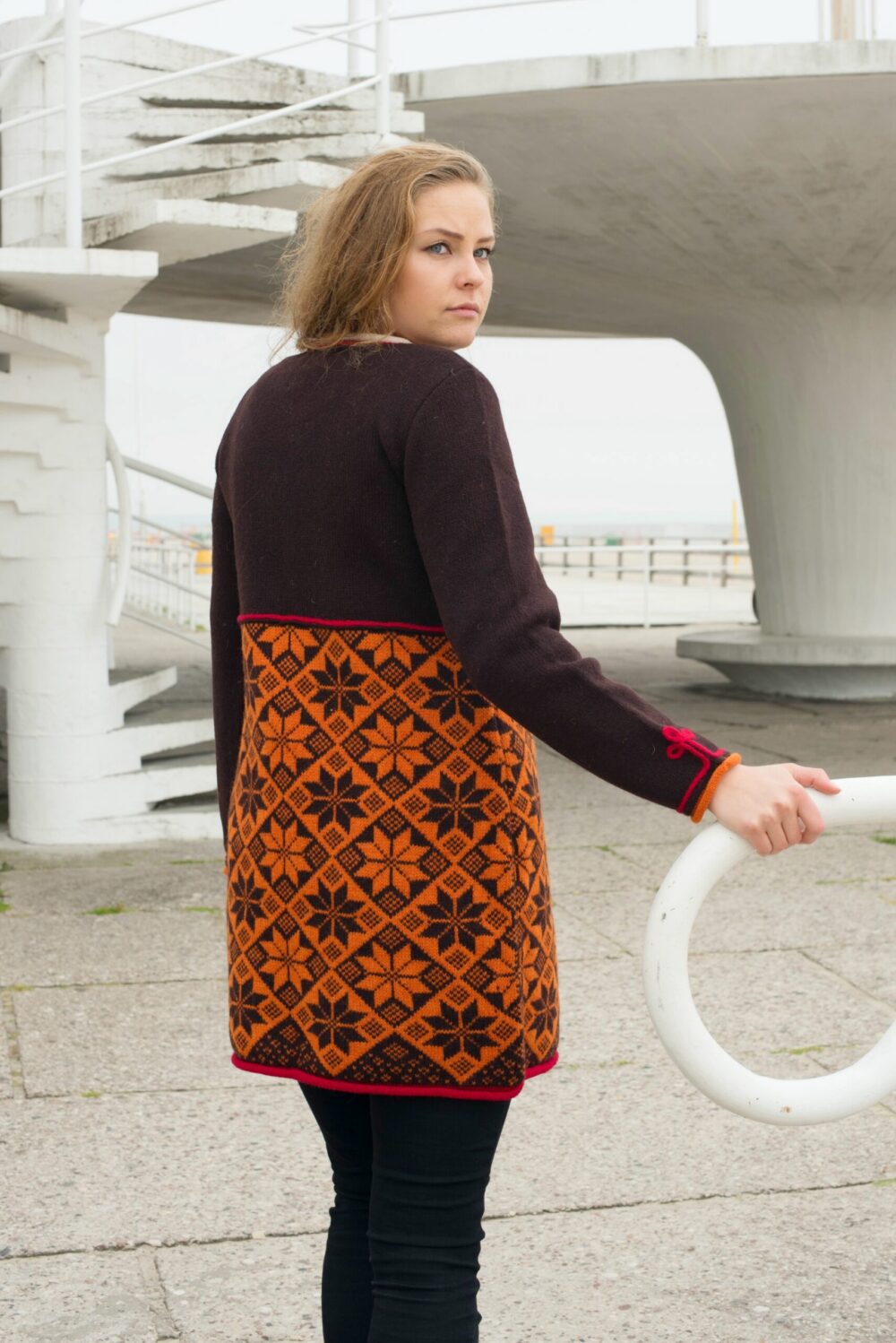 Long wool cardigan with Mulgi pattern - Image 4