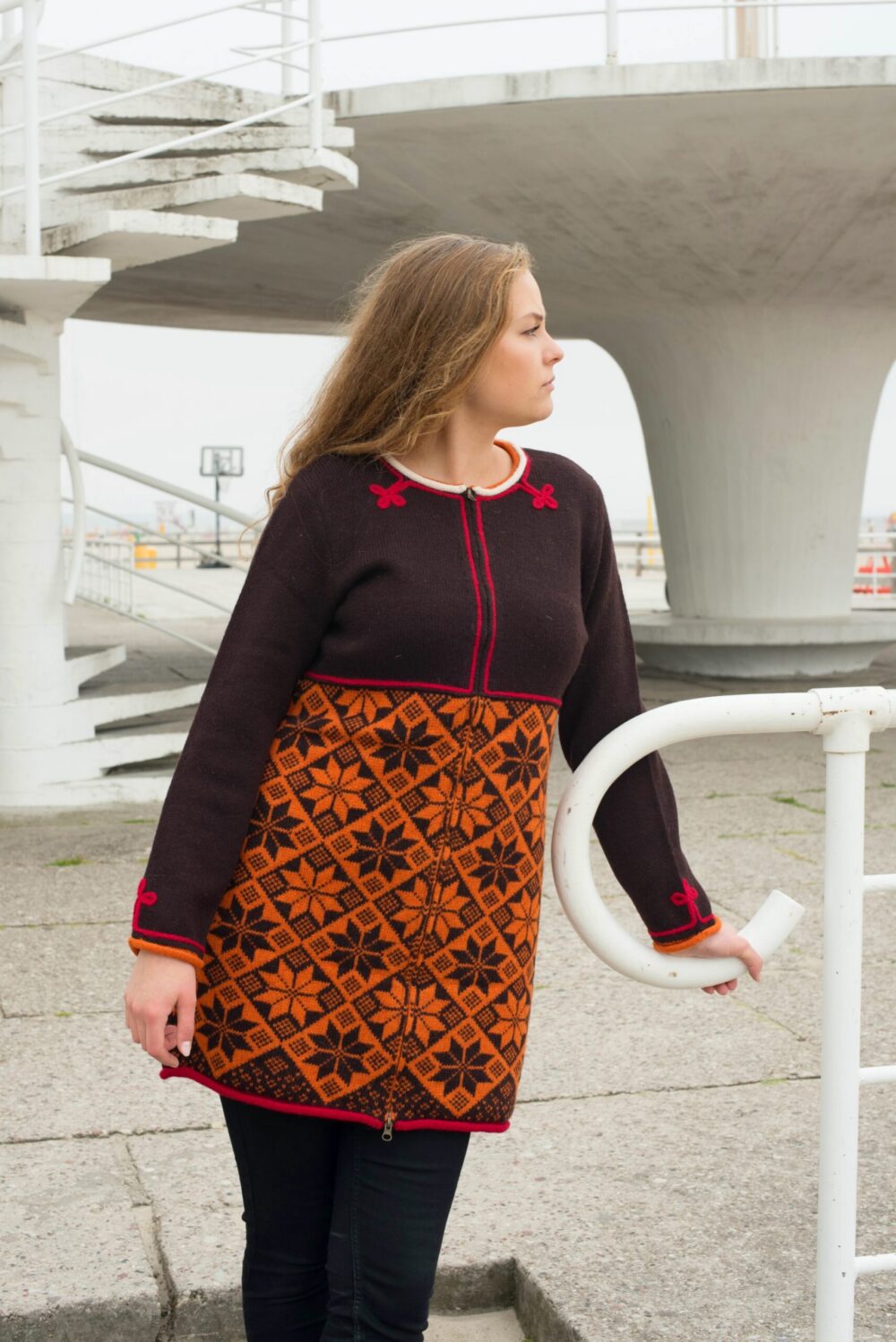 Long wool cardigan with Mulgi pattern - Image 2