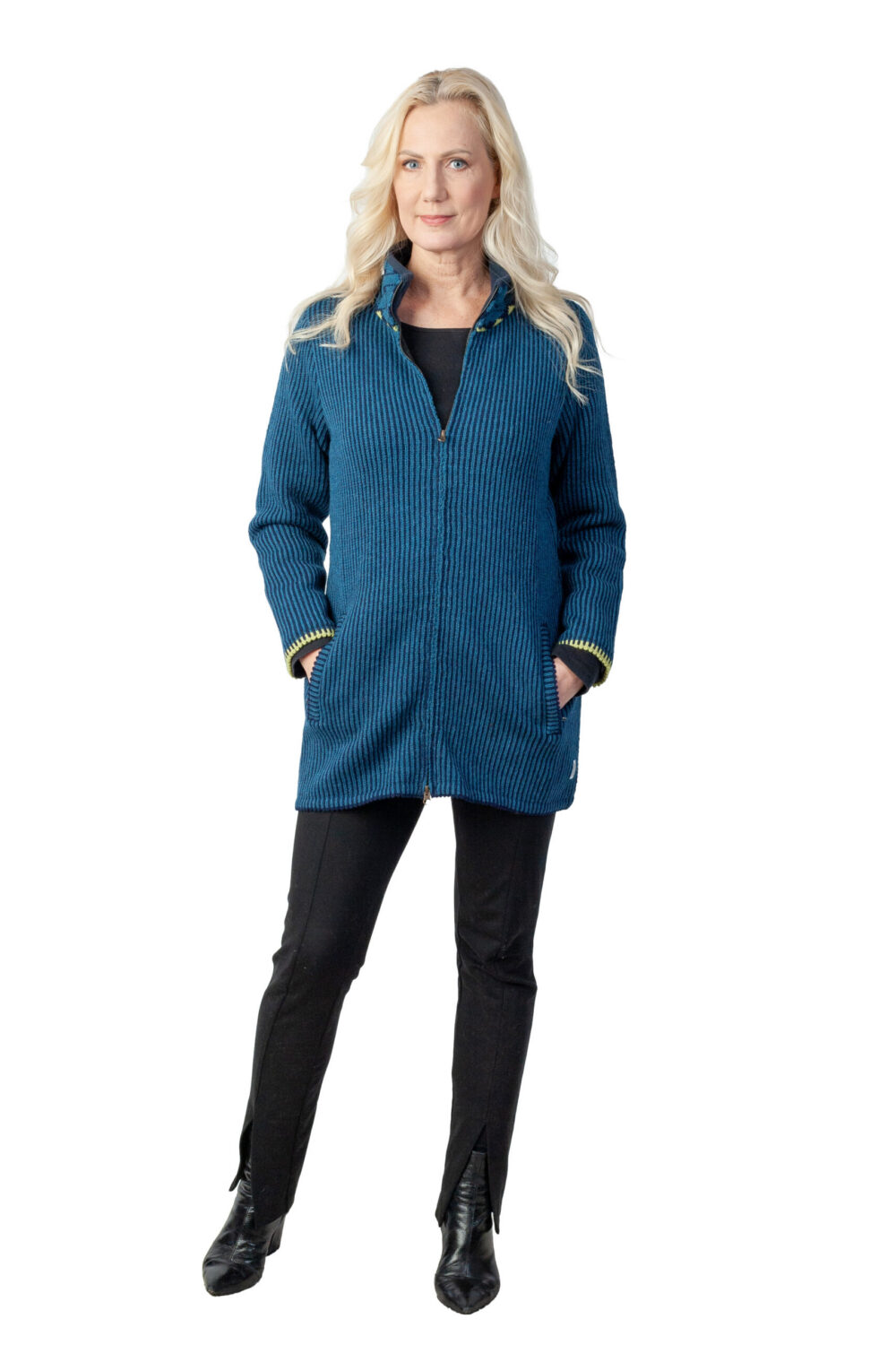 Wool jacket with a stand-up collar and lining - Image 4