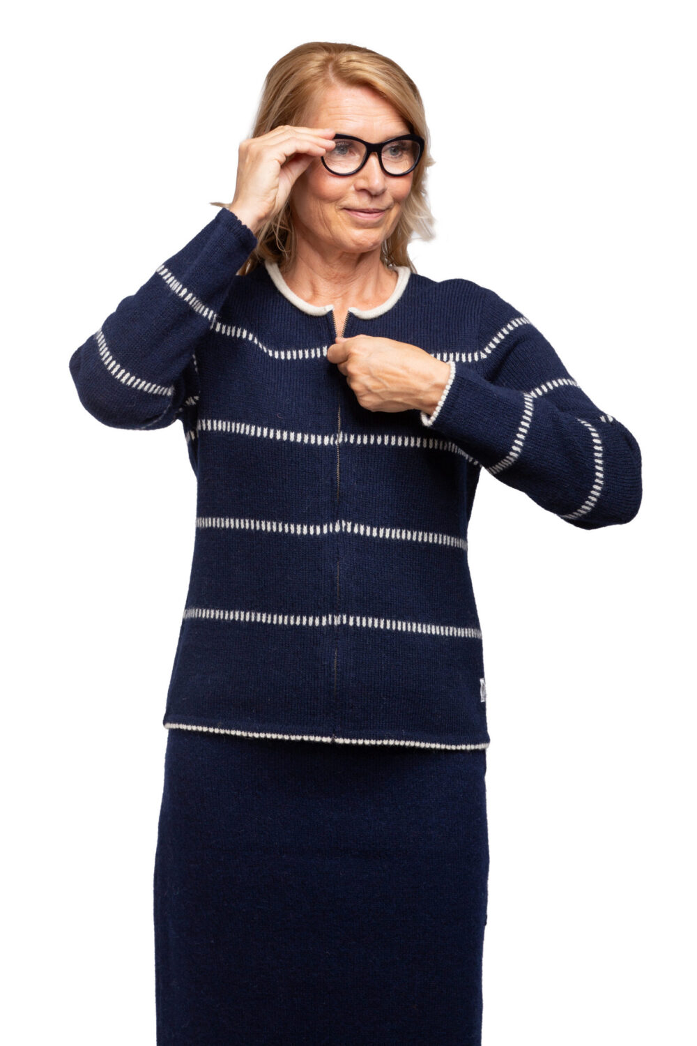 v-20-ff-short-wool-cardigan-stripes-front-2.jpg Short wool cardigan with stripes - Image 1