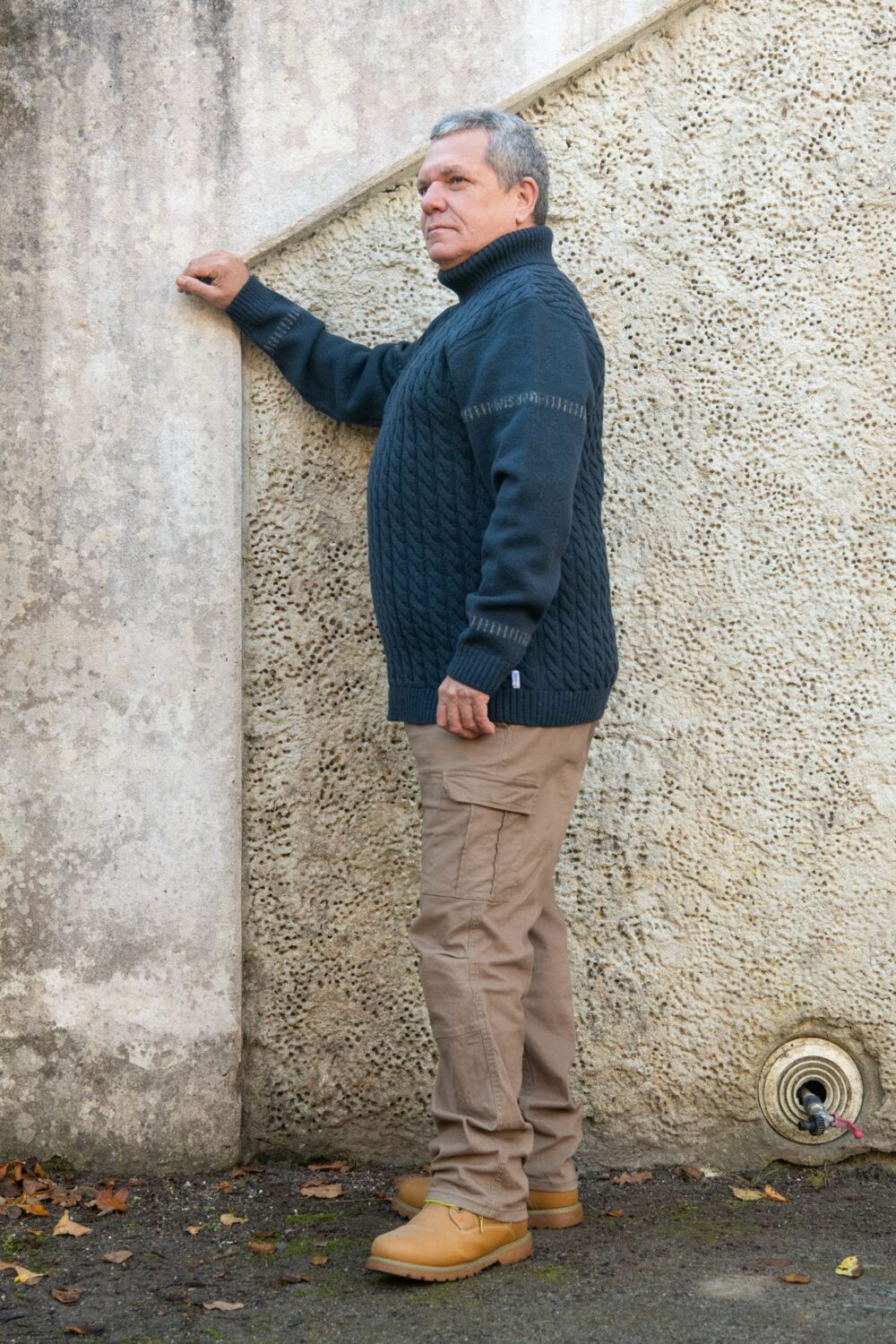 KAU_6833 Men’s pullover with cable pattern and hidden message on sleeve - Image 1