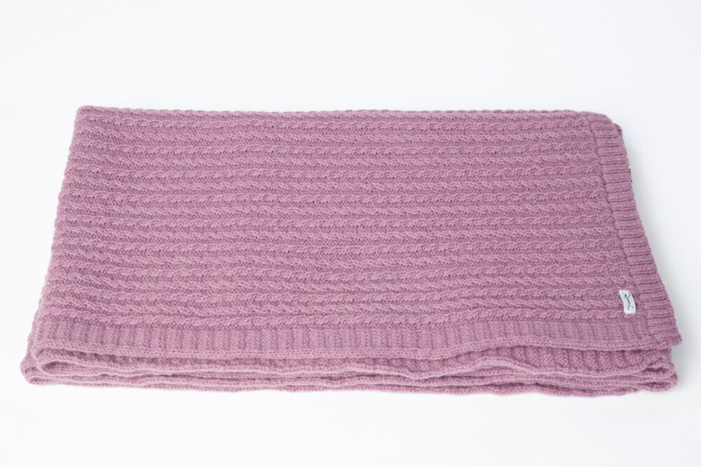 braided throw Wool throw "Braid" - Image 1