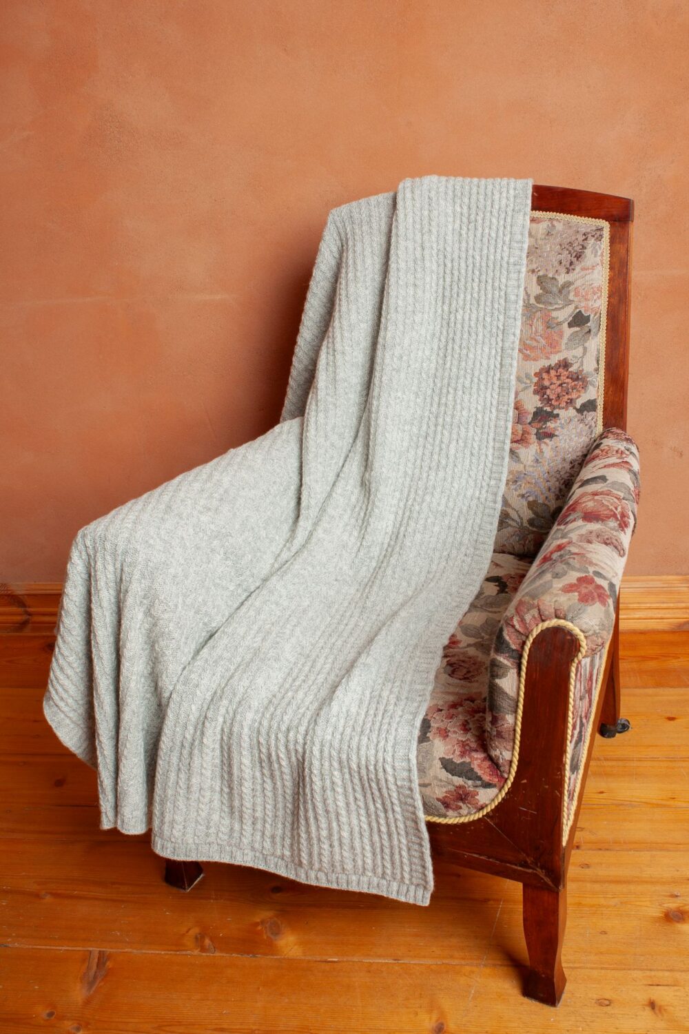 Wool throw "Braid" - Image 2