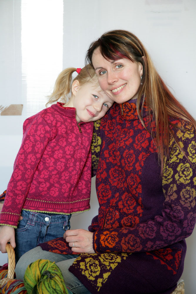 fashion designer kauni and her daughter wearing wool knitwear 