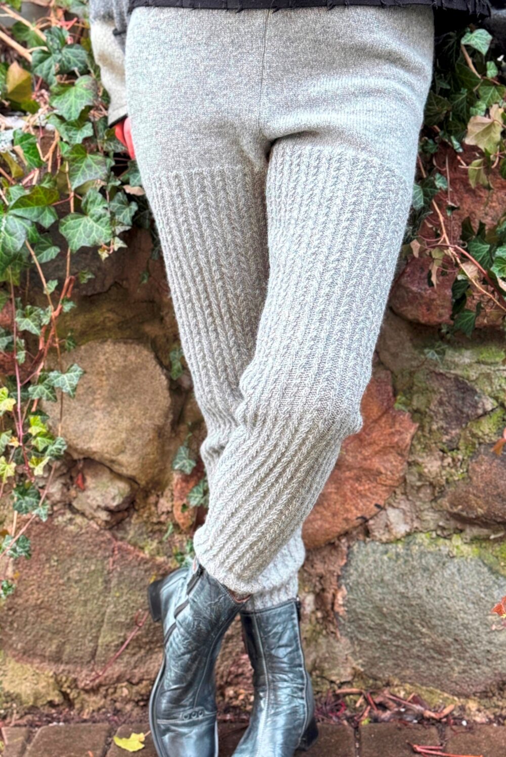 Cable-knit leggings - Image 2