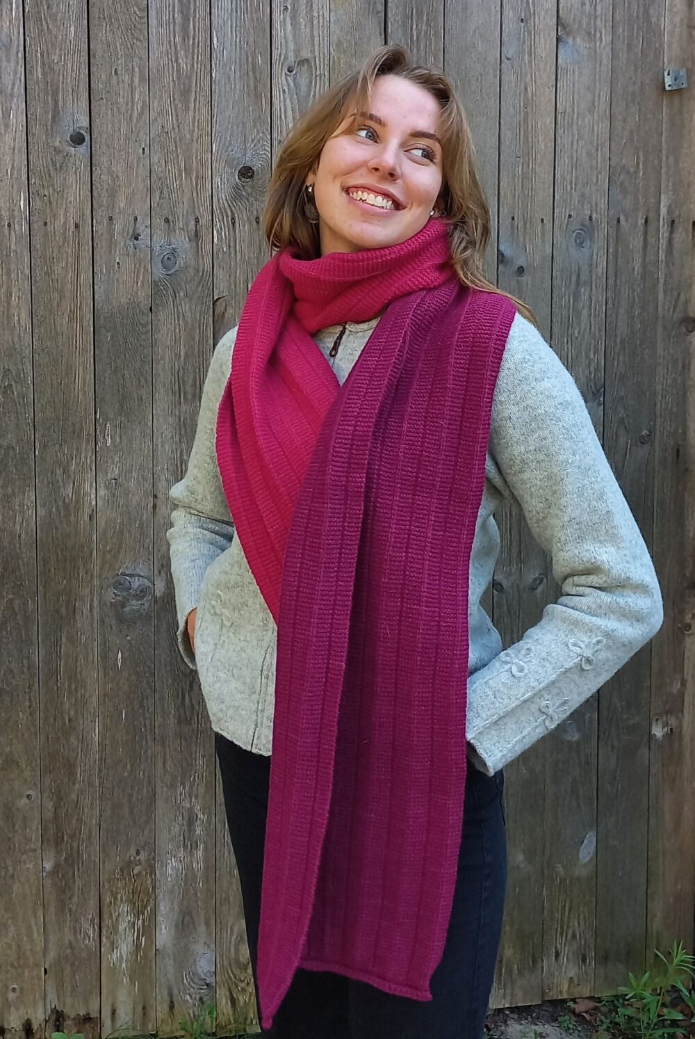 Multicolor scarf with texturized pattern - Image 2