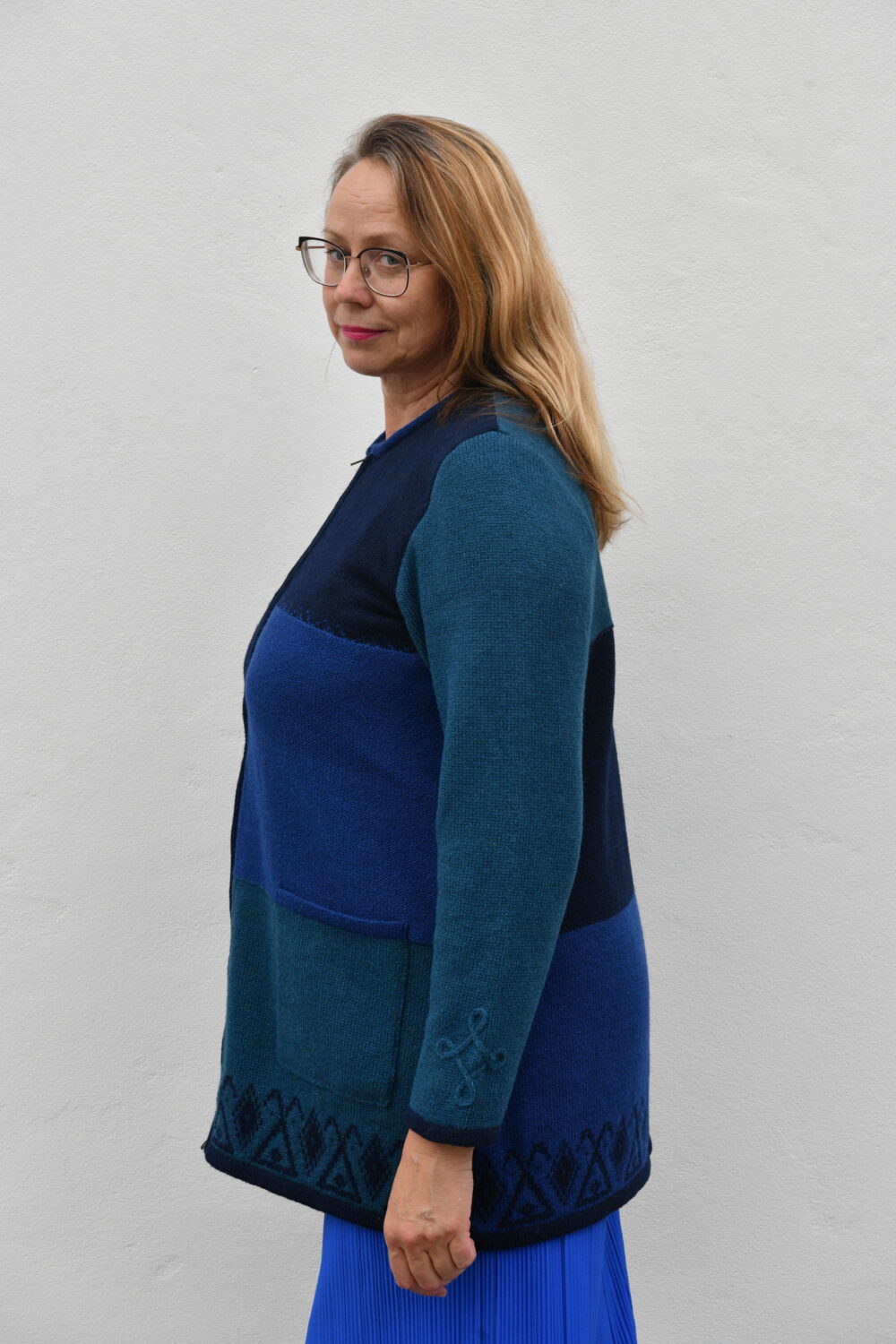 The Everyday A-Line Cardigan – Mid-Length Wool Cardigan – Blue - Image 3