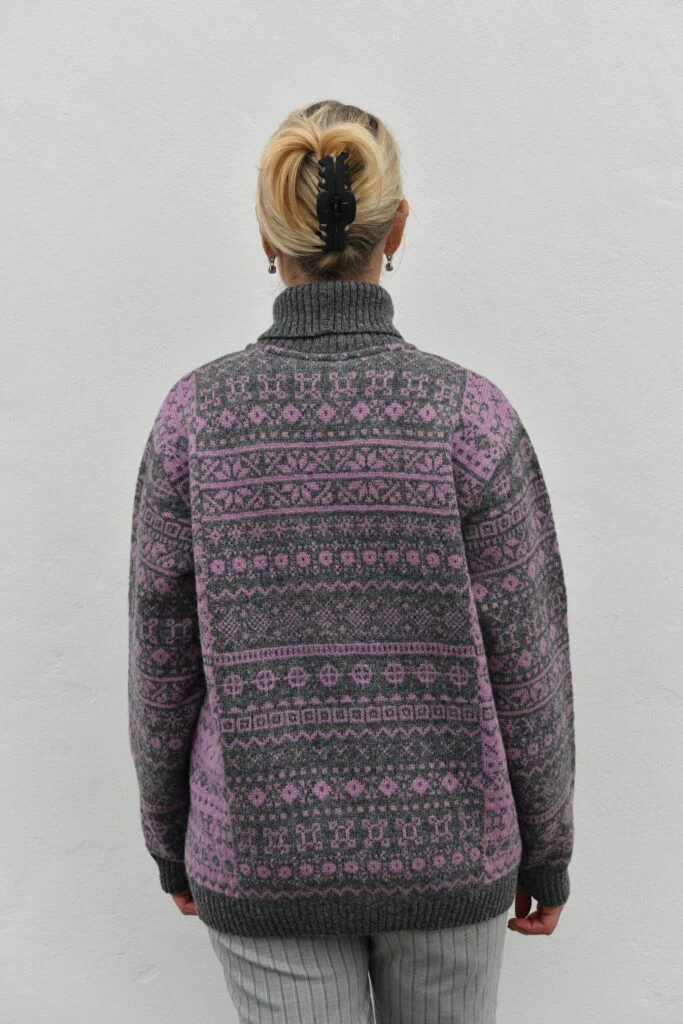 Unisex Patterned Turtleneck Sweater - Grey-Pink – image 2